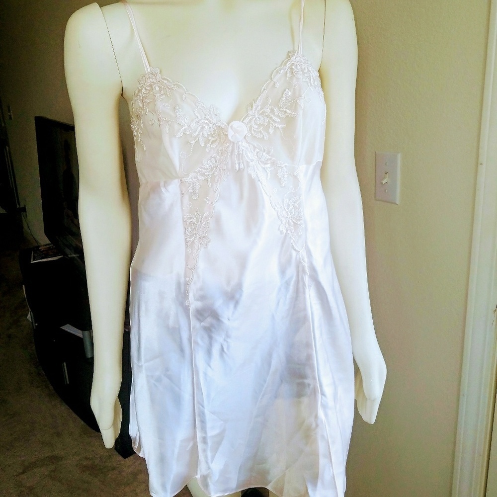 Women's nightgown 🌸🌼